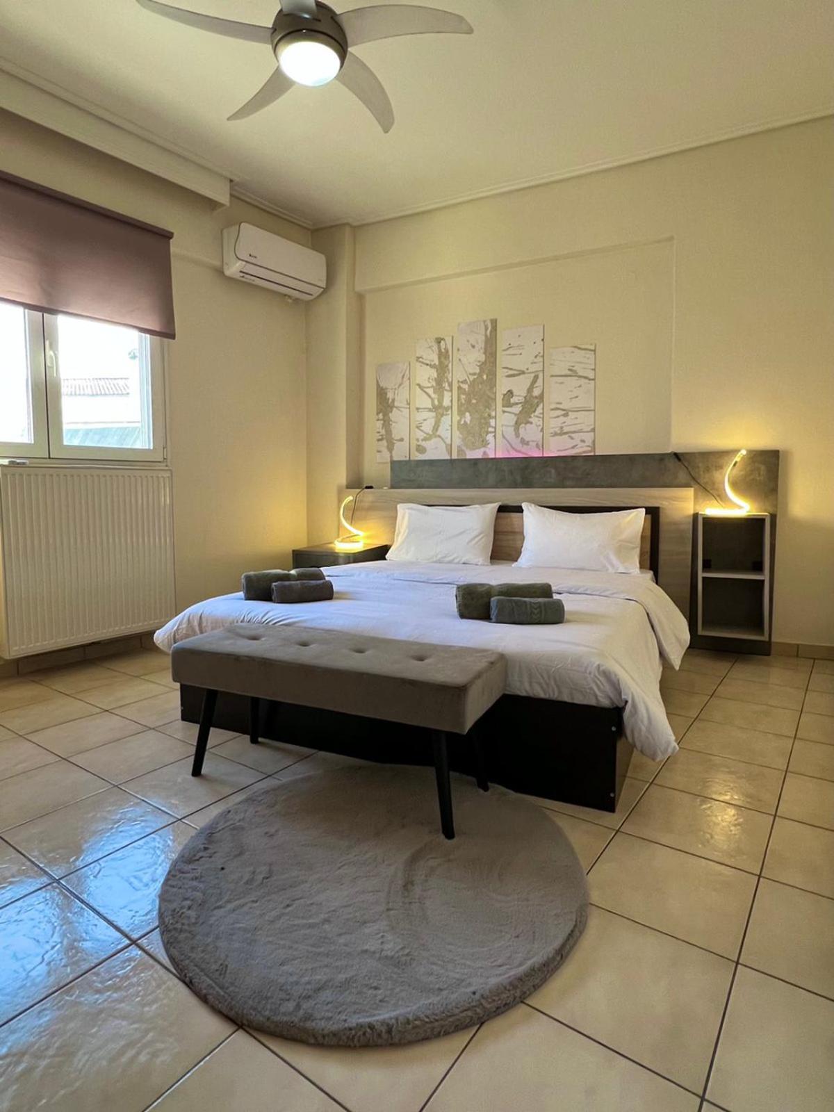 Central Appartment 2 With Parking Larissa Esterno foto